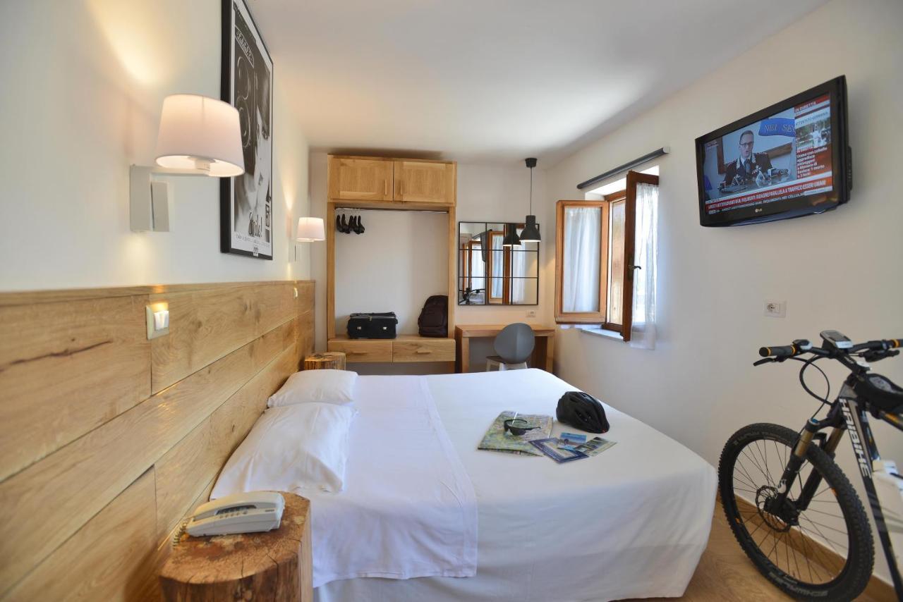 Albergo Les Dependances นอร์ชา ภายนอก รูปภาพ